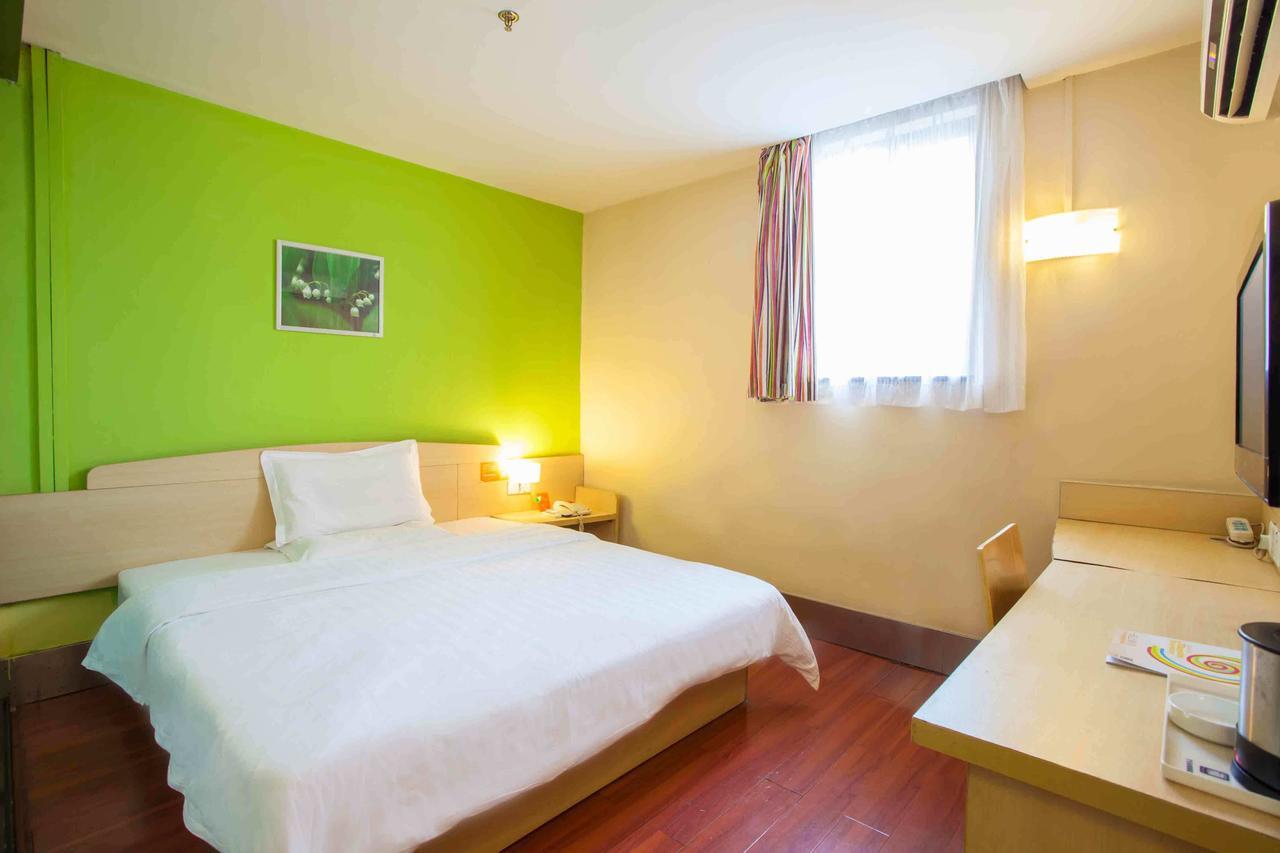 7Days Inn Xingyi Pingdong Avenue Chambre photo